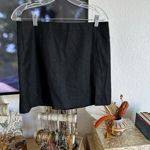 Aritzia Sunday Best Black Women's Skirt